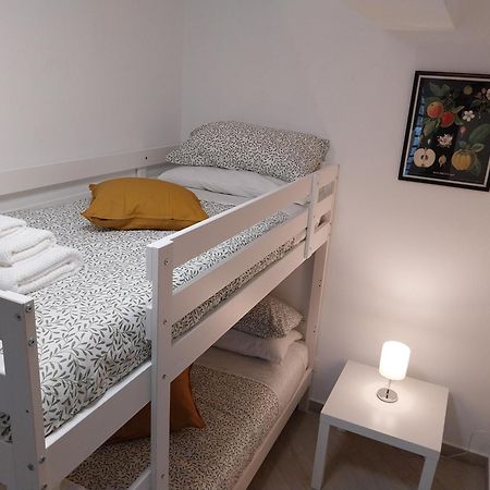 Residence La Vela 2 Рим Екстериор снимка